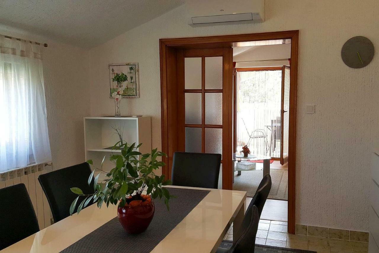 Apartment Pokrajac ロヴィンスコ・セロ エクステリア 写真