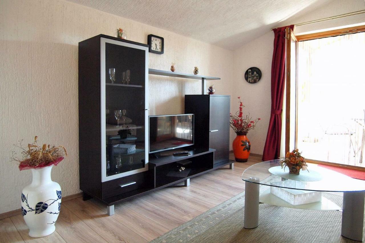 Apartment Pokrajac ロヴィンスコ・セロ エクステリア 写真